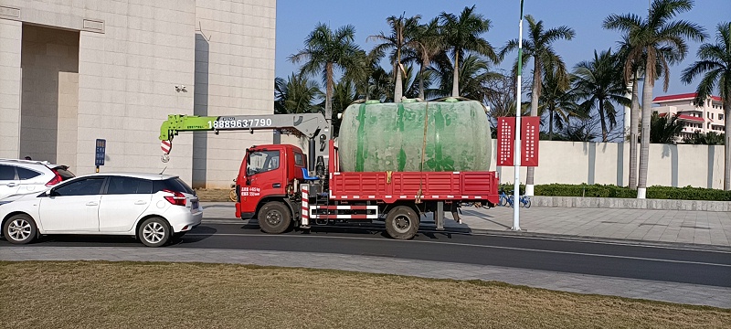百泰玻璃钢化粪池